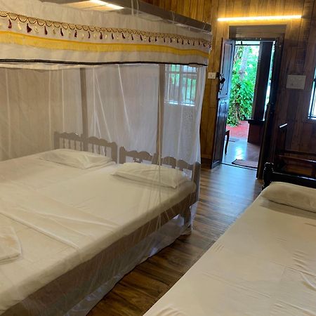 Malayalam Lake Resort Alappuzha Ngoại thất bức ảnh