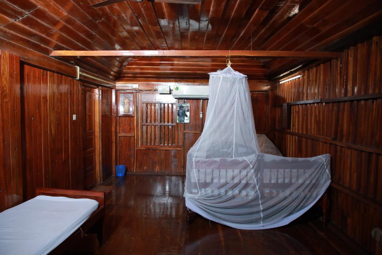 Malayalam Lake Resort Alappuzha Ngoại thất bức ảnh