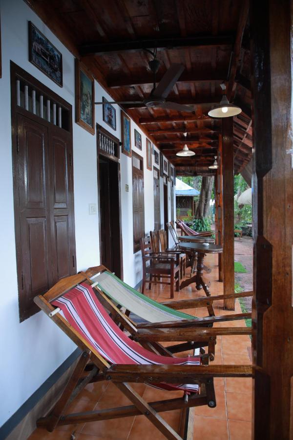Malayalam Lake Resort Alappuzha Ngoại thất bức ảnh