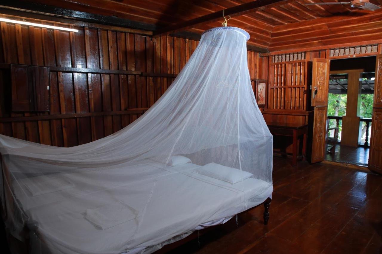 Malayalam Lake Resort Alappuzha Ngoại thất bức ảnh