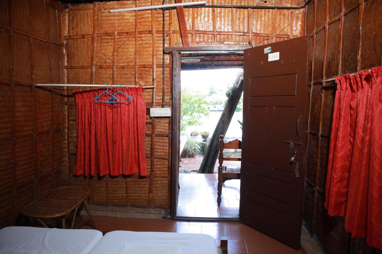 Malayalam Lake Resort Alappuzha Ngoại thất bức ảnh