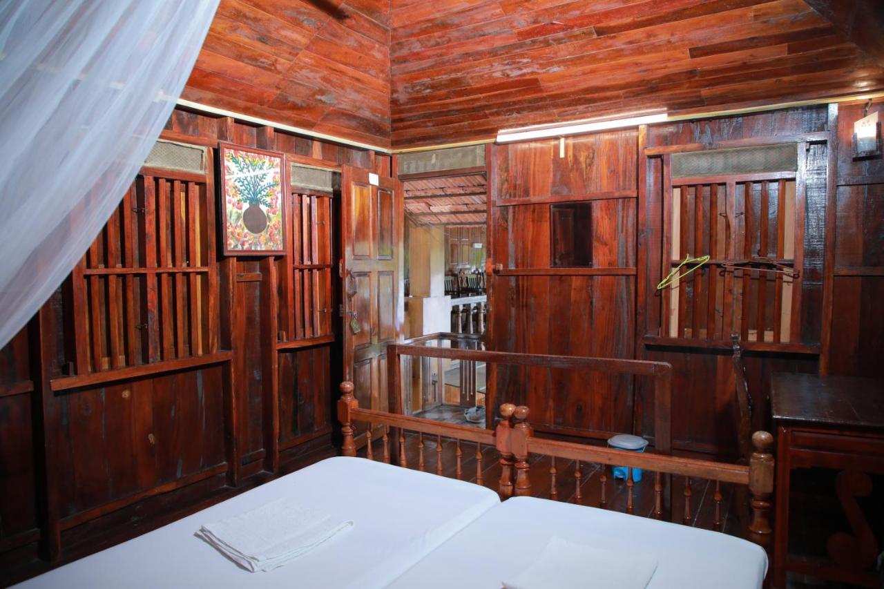 Malayalam Lake Resort Alappuzha Ngoại thất bức ảnh