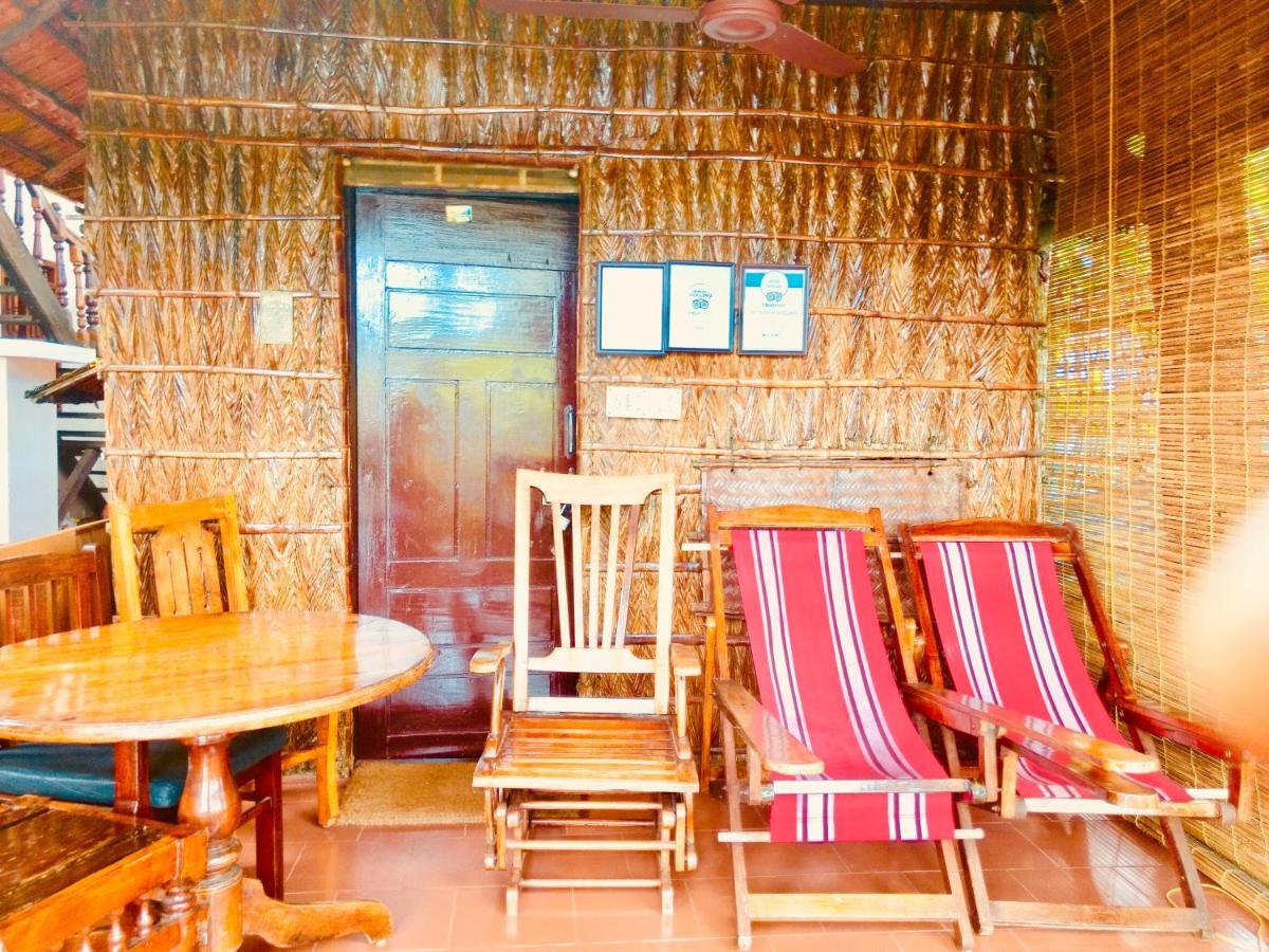 Malayalam Lake Resort Alappuzha Ngoại thất bức ảnh